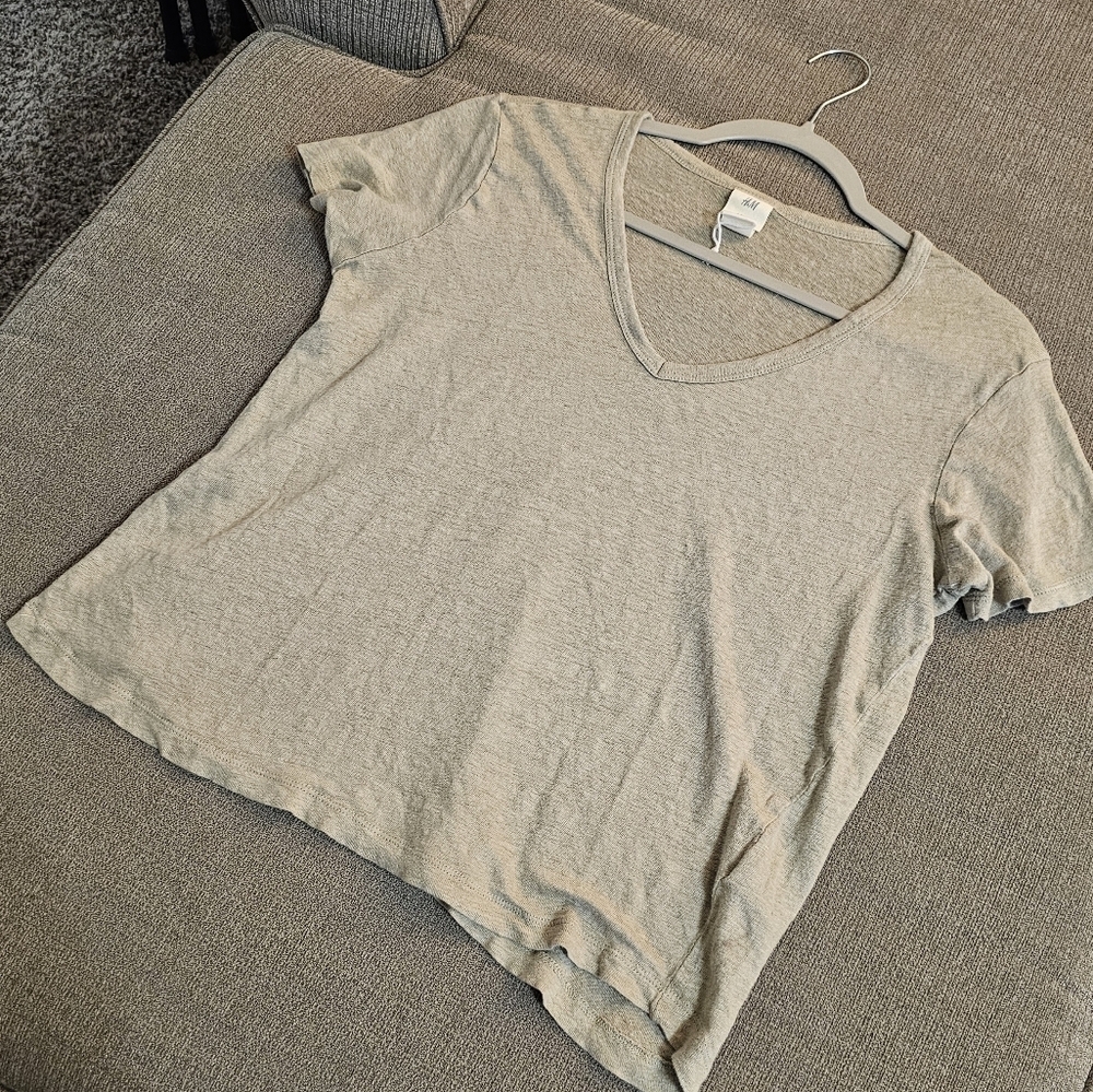 H&M Gray Linen Relaxed Fit Slouchy Casual Minimalist Crop ShortSleeve Top Medium - Picture 2 of 5